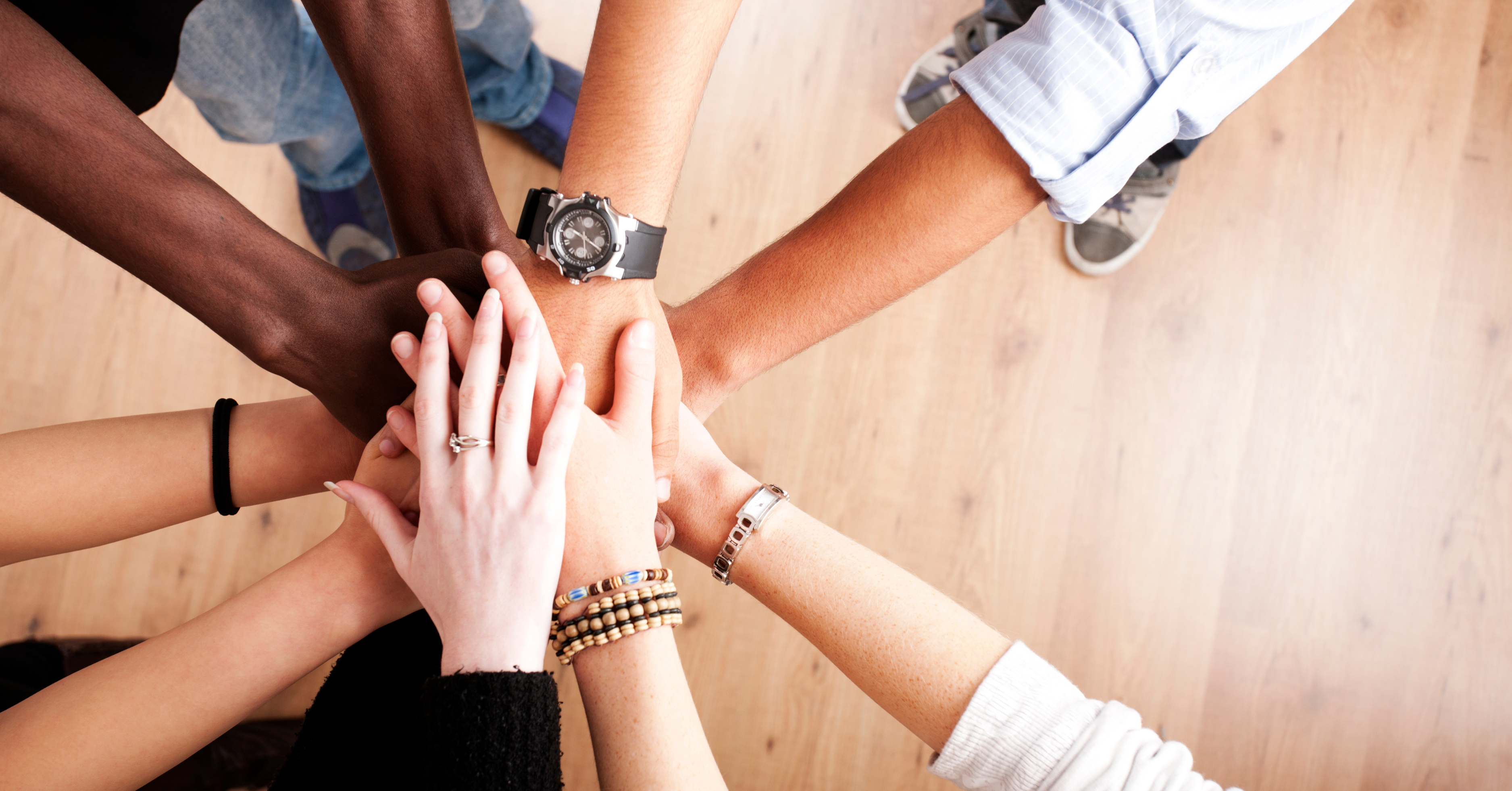 How to adjust to a new culture and make friends abroad