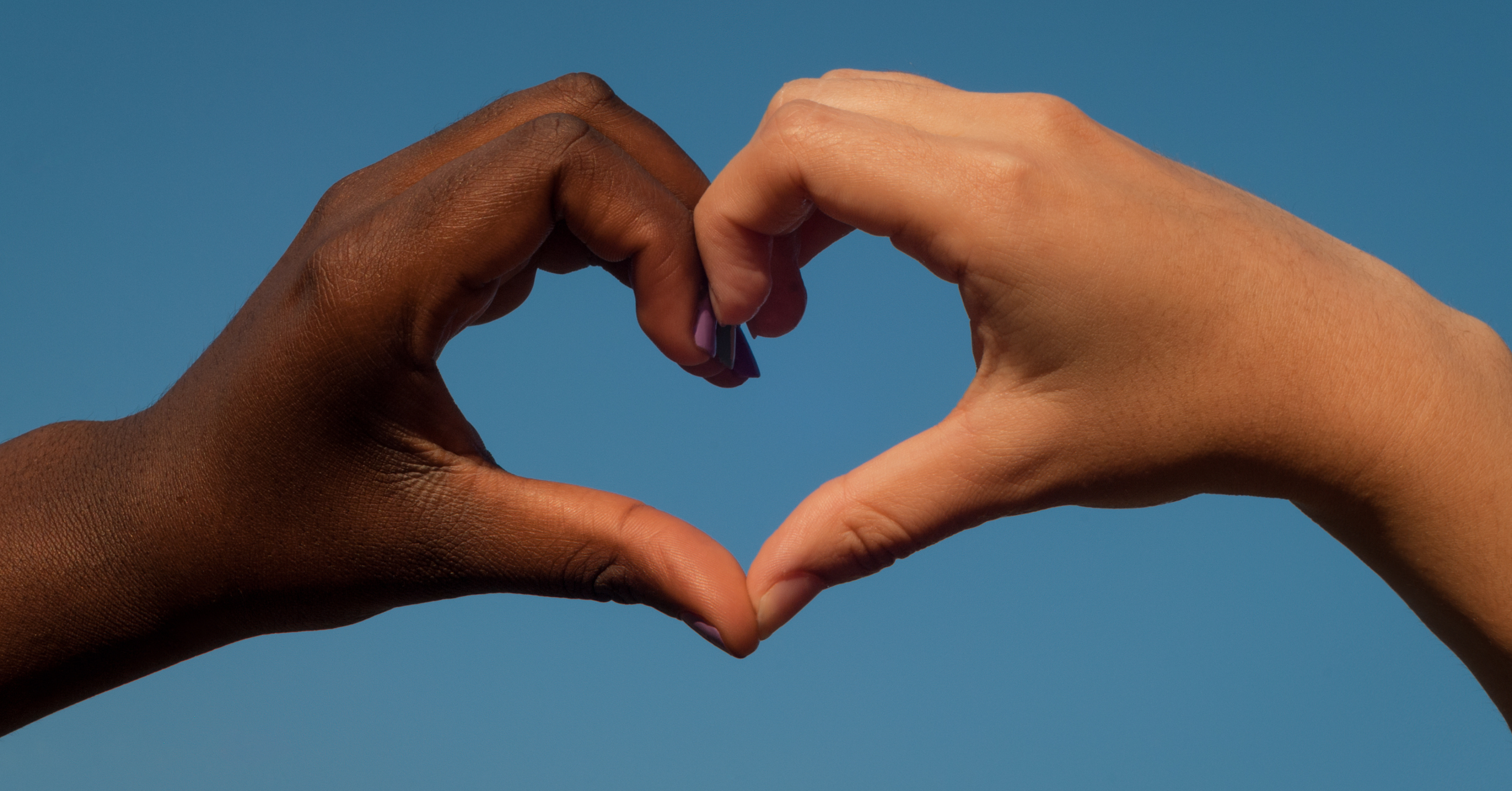 How to adjust to a new culture and make friends abroad