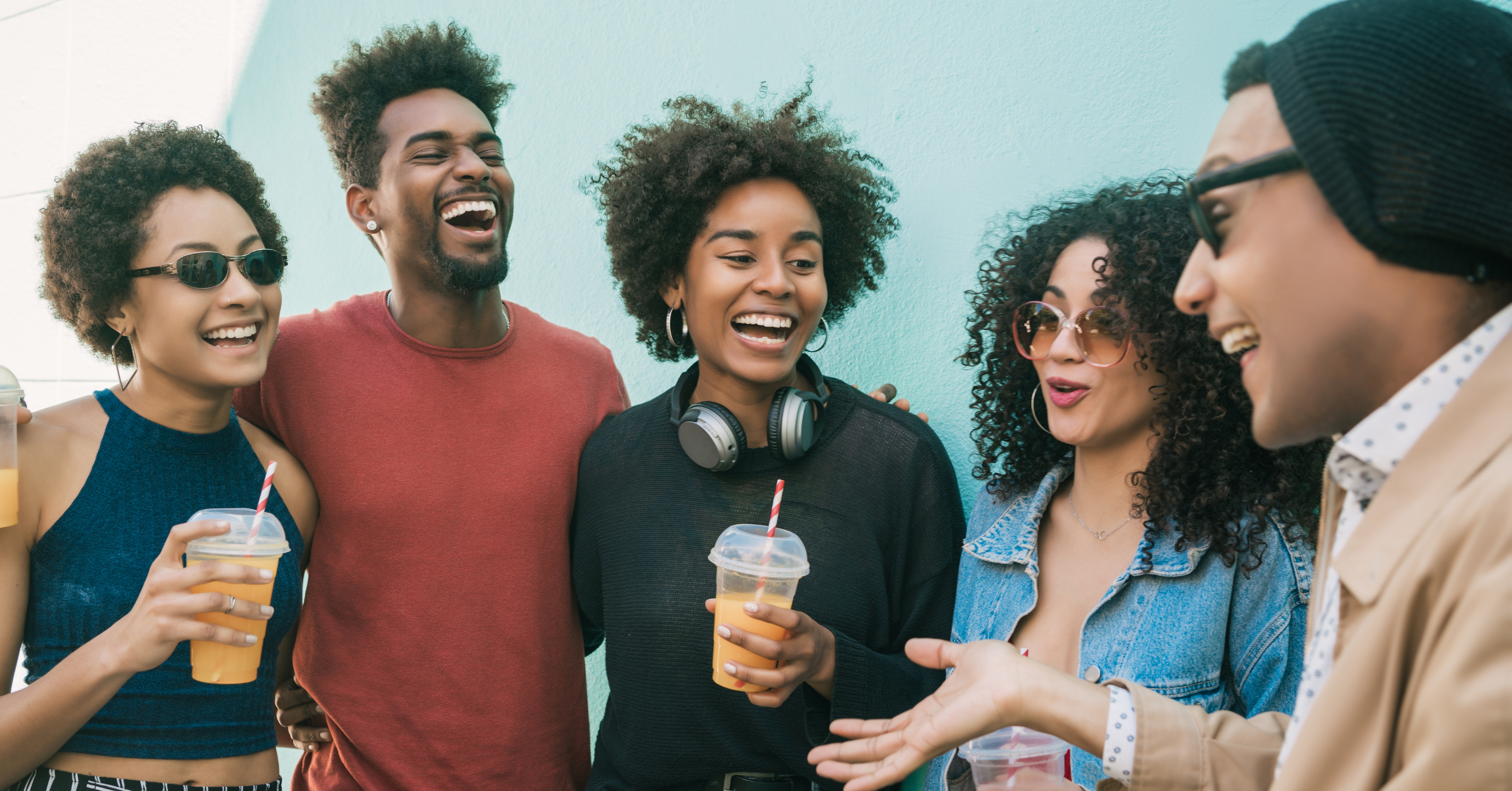 How to adjust to a new culture and make friends abroad